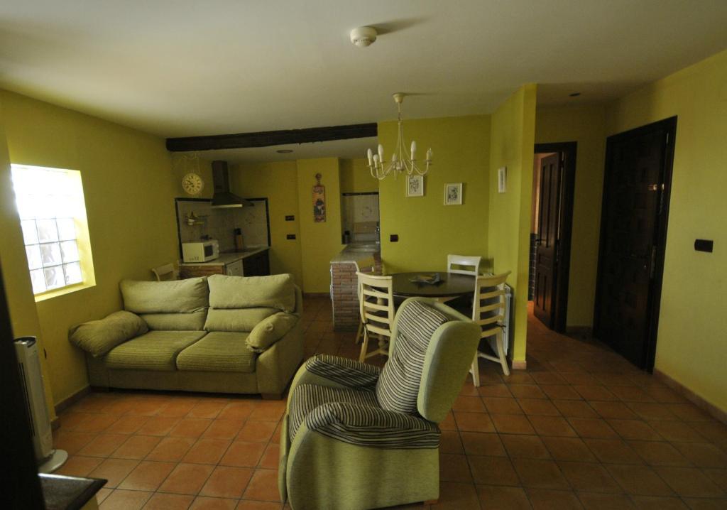 Apartamentos El Canonigo De テルエル 部屋 写真